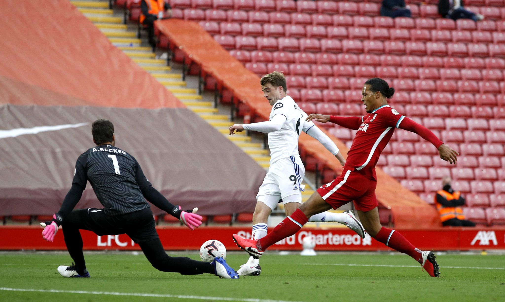 容易让人联 容易让人联