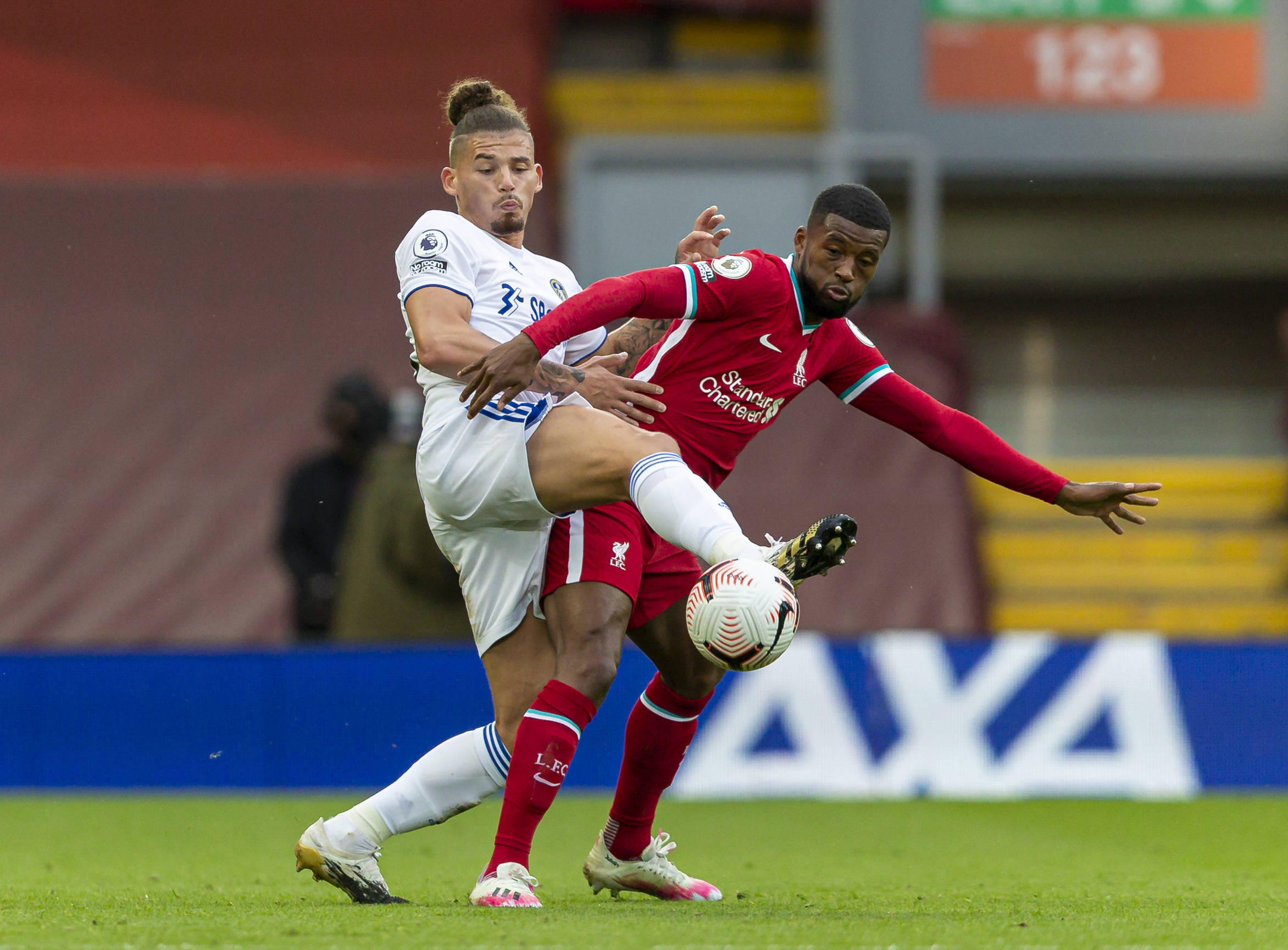 与那不勒斯 与那不勒斯
