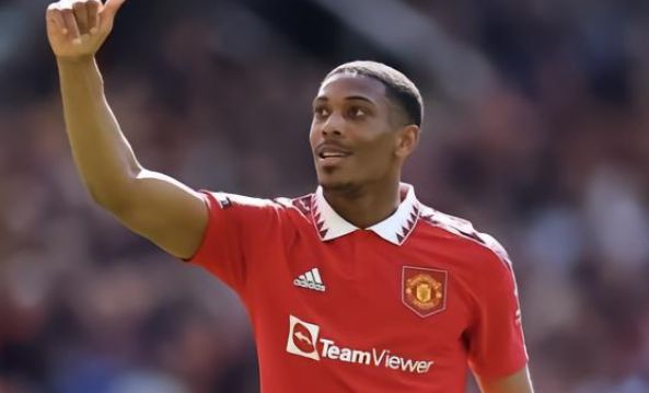 足球作为一 足球作为一